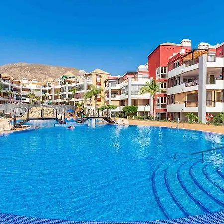 4 Bedroom With Jacuzzi, Heated Swimmingpool, Front Ocean And View ! *